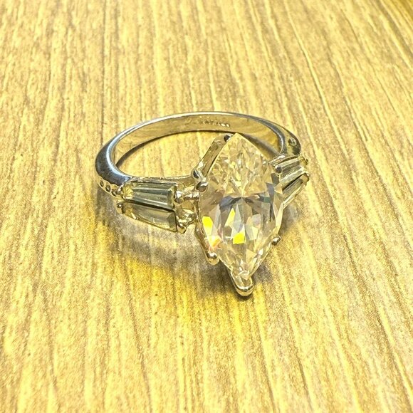 Diana Creations Ring Size 6 Marquise Baguette 10K HGE White Gold Electroplate - Picture 10 of 13